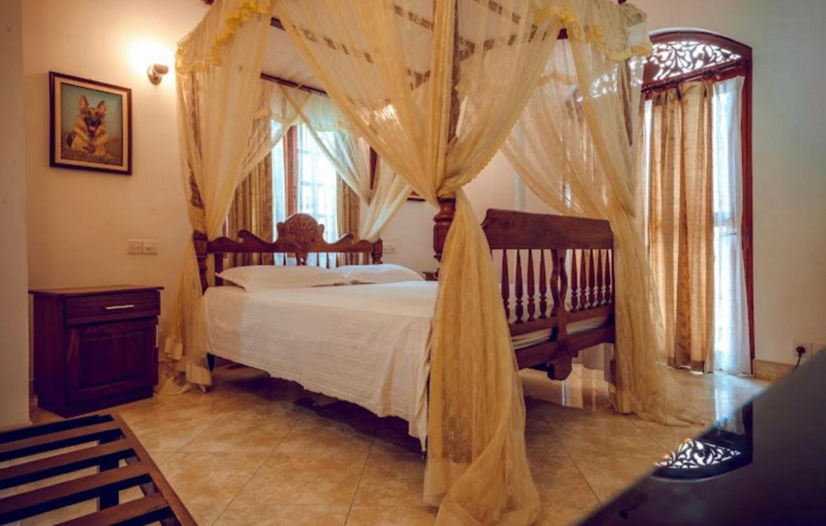 Village Inn Resort Negombo Buitenkant foto