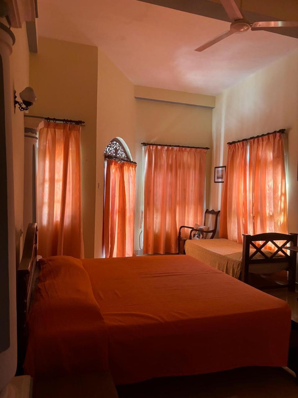 Village Inn Resort Negombo Buitenkant foto